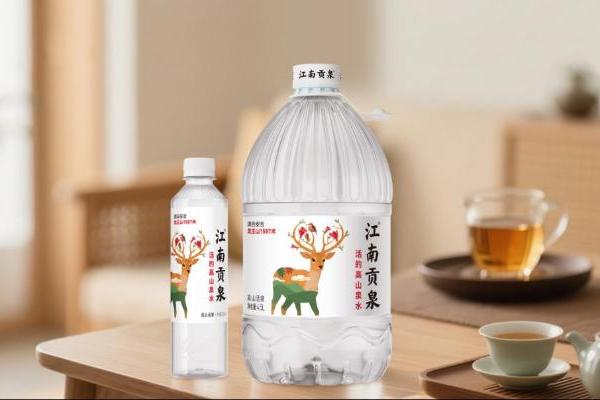 江南贡泉•活的高山泉水凭借“高山泉、高含氧、高活性”征服众多爱茶者！ 
