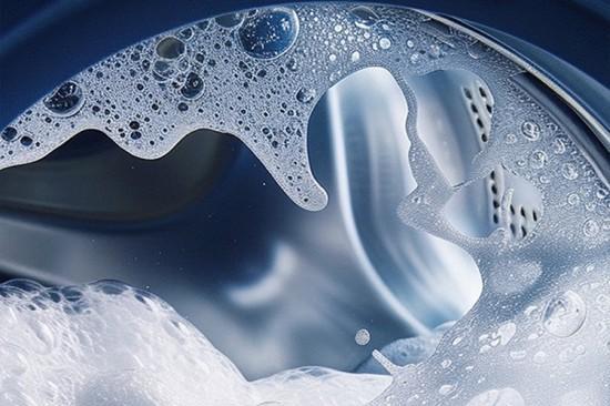 重塑衣物洗护体验：三星AI神 黑钻热泵洗烘旗舰的哲学之道 