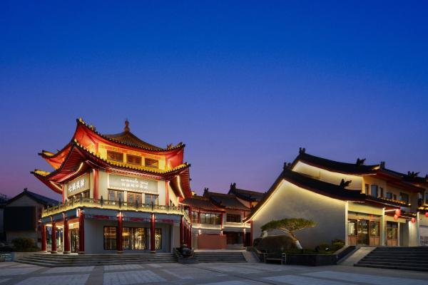 暑期寻“浪”荆楚，万达颐华酒店和万达美华酒店开启美食山水双主题之旅 