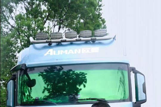 30年货运陈师傅：欧曼银河9就是我的移动堡垒 跑运输更有尊严 