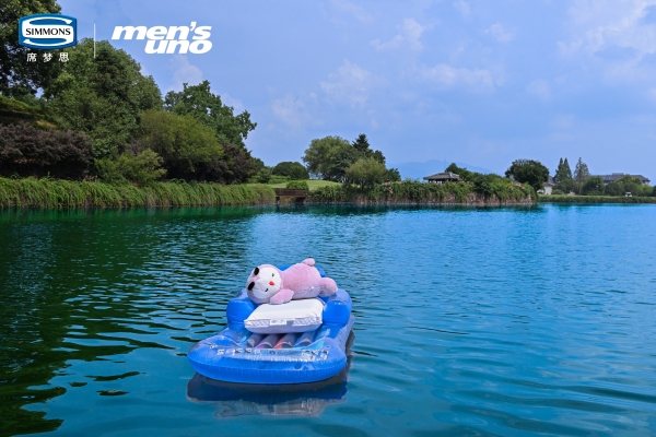 动感夏韵，Simmons席梦思睡枕解锁夏日泠爽体验 