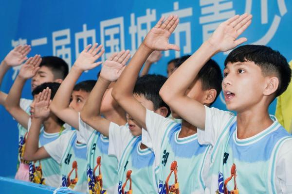 从沪叶情深到民族共舞:一场跳绳赛如何奏响文化润疆十年强音? 