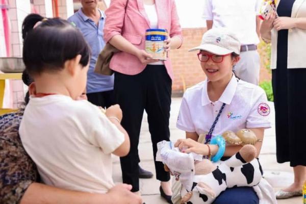 菲仕兰助力甘肃困境儿童提升营养 