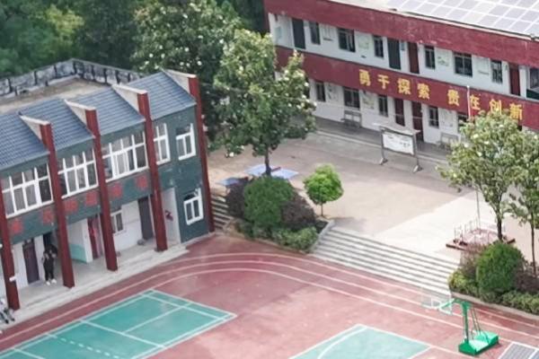当默默坚守遇见暖心关怀——美的空调以“无风感”的守护，揭开乡村公益行动序幕 