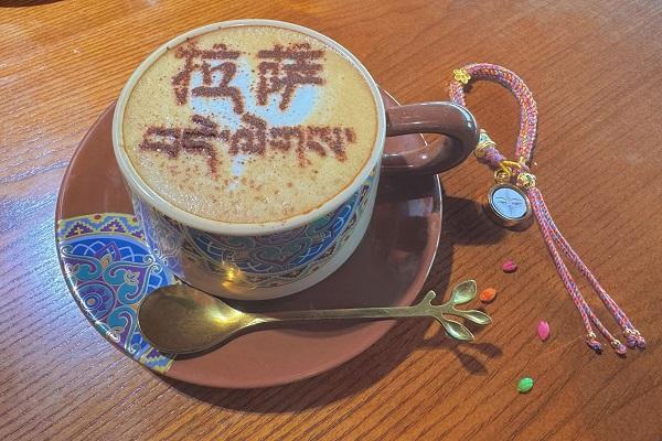 一周10万杯，一条视频让门店爆单1000杯，咖啡还能这么卖？ 
