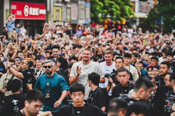 传递篮球热爱！2025年361°全球品牌代言人尼古拉·约基奇首次中国行圆满落幕