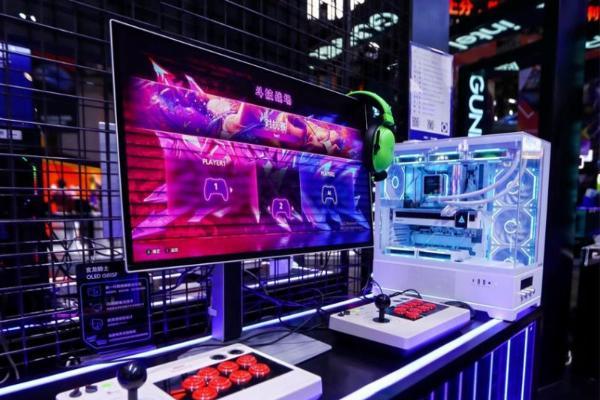 “真玩家，玩真的”：三星显示器亮相BW 2025，前沿科技赋能全场景电竞体验 
