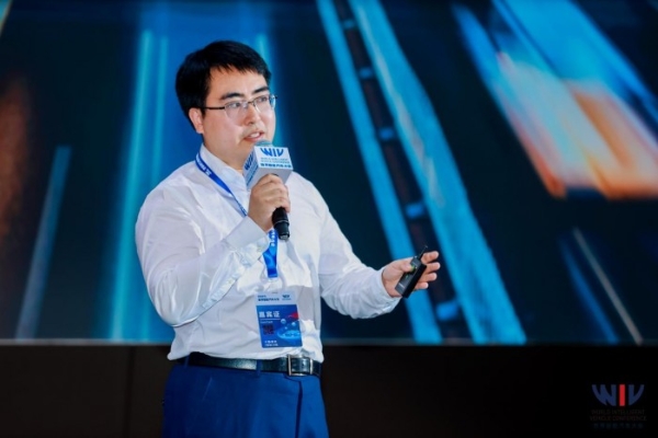 从示范到商用：2025世界智能汽车大会主题论坛解码自动驾驶规模化落地关键 