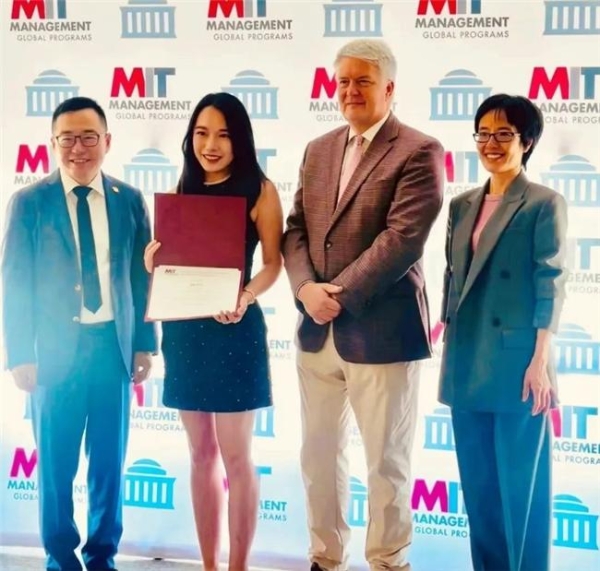 复旦 MBA 学子 MIT 研学：沉浸式体验行业“浪尖” 