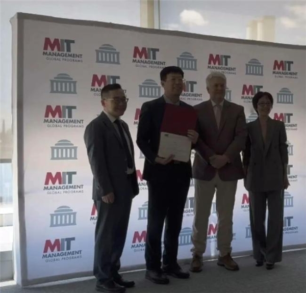 复旦 MBA 学子 MIT 研学：沉浸式体验行业“浪尖” 