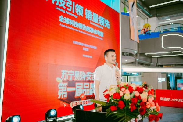 鸿蒙版今日校园重磅焕新：核心模块全覆盖，智慧服务触手可及 