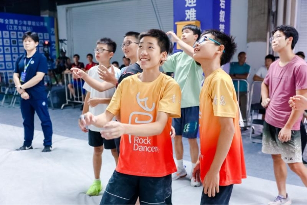 2025年全国青少年攀岩公开赛（江苏无锡站）成功举行 