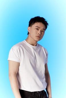 突破针织边界！青年毛织设计师大赛 2025 时装展览及决赛时装汇演