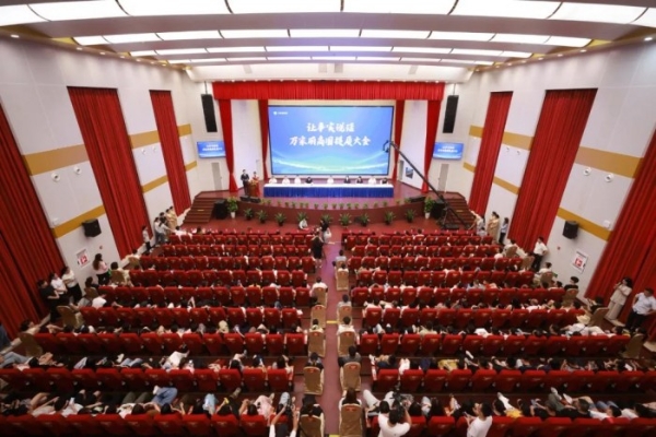 商业先锋领航！万家丽流量跃迁，铸就中国商业标杆新样本 