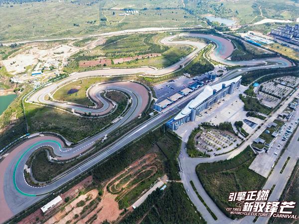 从赛道到文化，2025 CST 正新摩托嘉年华鄂尔多斯站演绎摩托魅力 