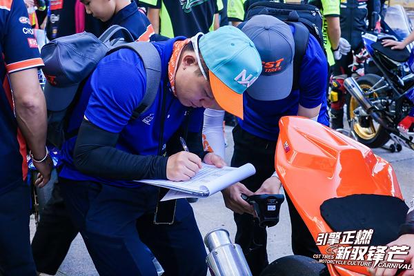 从赛道到文化，2025 CST 正新摩托嘉年华鄂尔多斯站演绎摩托魅力 
