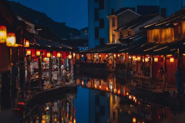 古镇激荡思辨之声| 2025华语辩论世界杯小学初中组在绍兴柯桥开幕 
