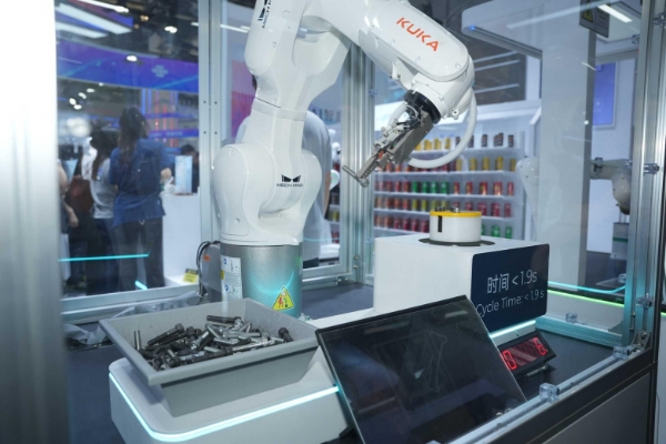 梅卡曼德：赋能新型工业化，为全球工业发展注入新活力 