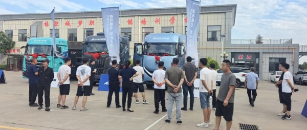 收获16台订单并交付！欧曼银河全国巡游嘉年华榆林站：星光汇聚燃动西北 