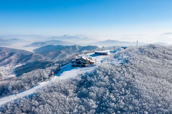 冰雪经济又一重大项目！中旅国际收购吉林松花湖滑雪度假区 