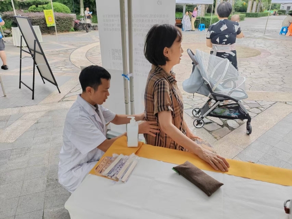 炎夏送健康，羊爸爸线下中医馆2025年夏季公益活动圆满落幕 