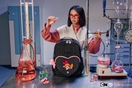 Kipling x 飞天小女警联名系列登场，奔赴今夏充能旅程！ 