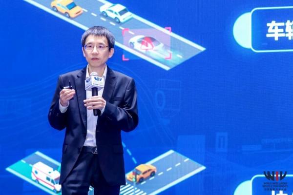 2025世界智能汽车大会主题论坛3在渝召开：共绘智能汽车产业跨界融合新蓝图 