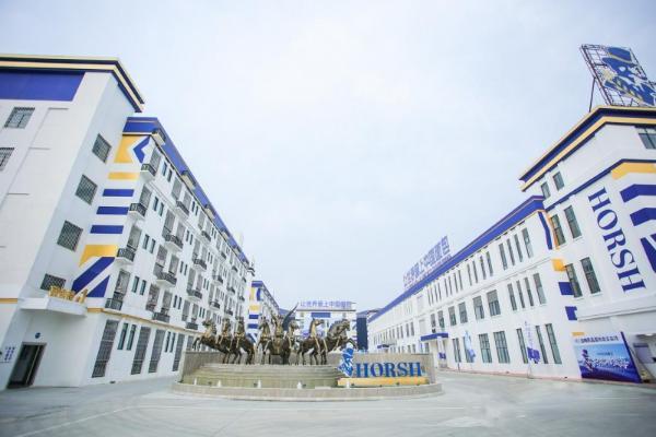 豪士面包荣膺烘焙行业市场地位双项荣誉 