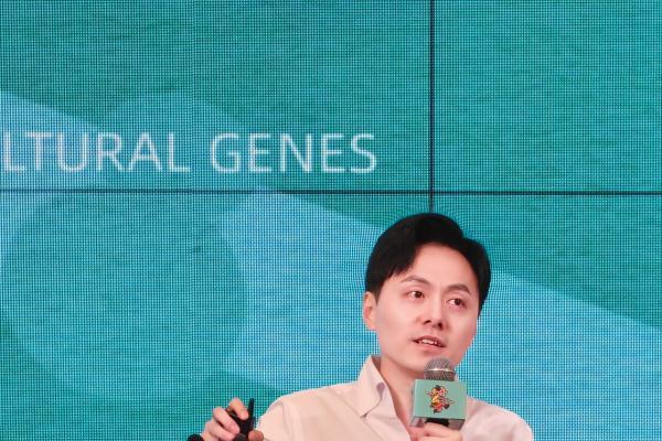 艺术家杰森·白｜天赋就好像是基因里自带的东西“信手拈来” 