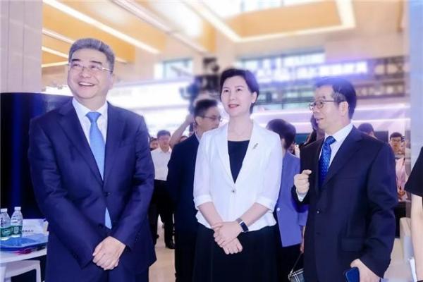网龙多位专家受邀出席全球教育盛会，共探未来教育新范式