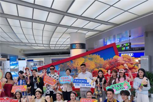 西部歌城，自驾随心I携程租车X乌鲁木齐文旅共推暑期自驾新生态 