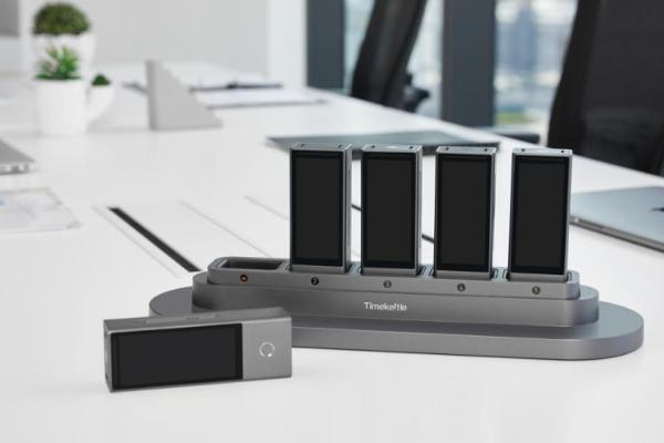 不用学习语言？时空壶 X1 AI同声传译器展现技术突破背后的变革逻辑