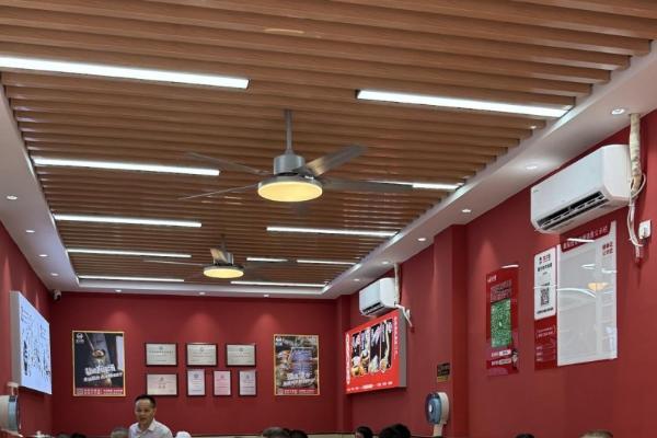 破局餐饮加盟乱象！江西老牌万方圆以“0费用”重构行业信任 