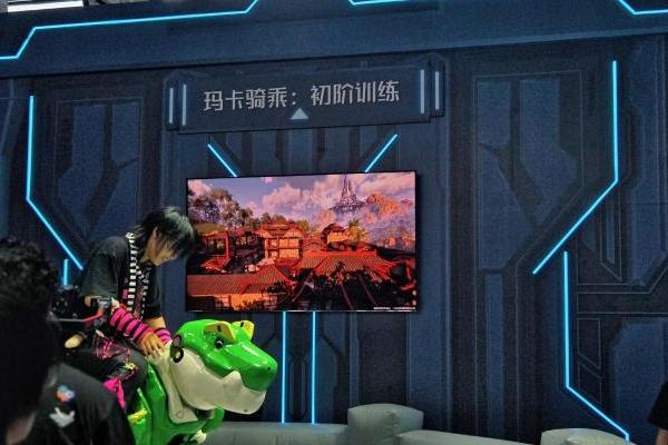 雷鸟鹤6 Ultra“隐身”ChinaJoy全场！低反巨屏成腾讯、巨人游戏展区“隐形C位” 