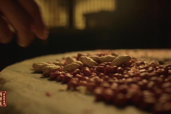 当老戏骨遇见古法小榨技艺：“笨功夫” 才是快时代的真香定律 