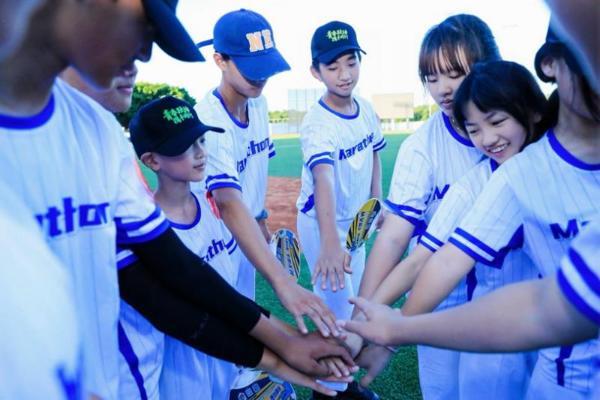 青春跃动·携手同行 第二届“厦门马拉松杯”青少年公益体育研学活动在翔安大嶝岛扬帆！