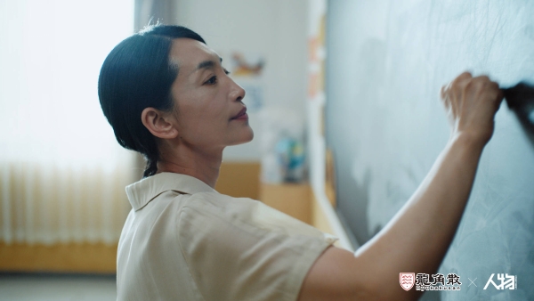 龙角散携手《人物》共颂老师好声音，教师节深度合作引领节点内容营销新风向 