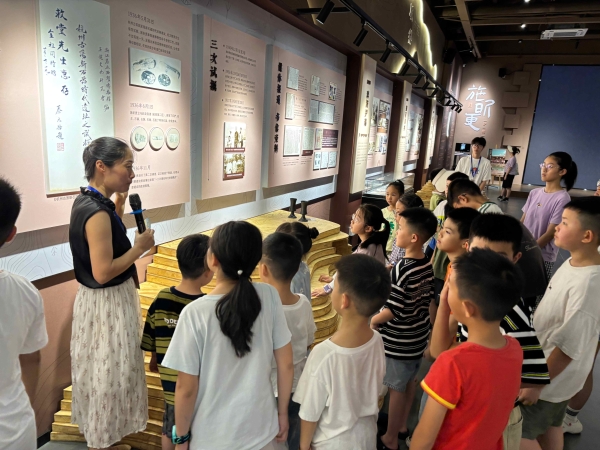 蝉鸣夏深处 成长进行时 良渚施家湾社区共筑暑期成长乐园 