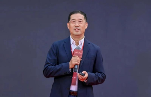 利亚德三十周年：全面拥抱AI，从看见信息到看懂世界 