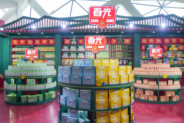 十年双冠！春光食品椰子糖与海南手信连续十年销量登顶 