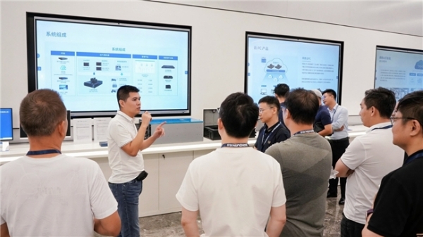 共探制造业数智转型新路径：携手奇摩 SmartX 走进邦彦 ——“云 PC 制造业数智化体验日”圆满收官