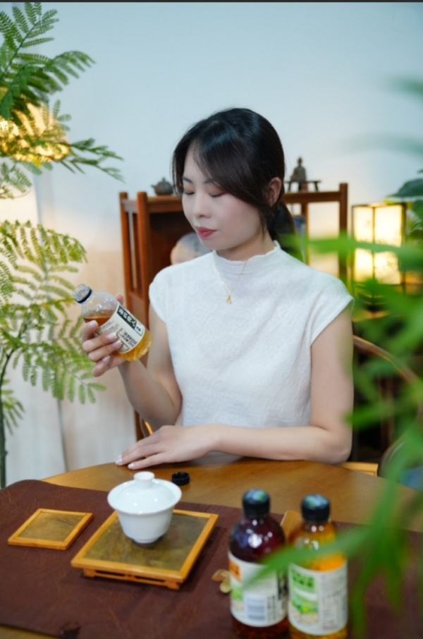 这款上市即售空的新晋“黑马茶饮”，品质到底怎么样？ 