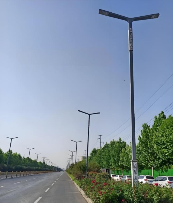 2025 路灯厂家优选：陕西长和路灯厂，自主生产灯杆与光源，核心采用普瑞芯片 