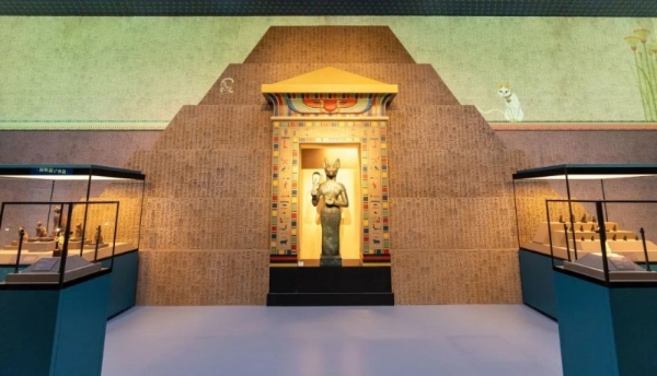 爱普生工程投影机助力上海博物馆“金字塔之巅：古埃及文明大展”刷新文博纪录 