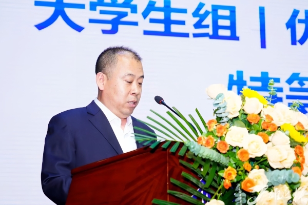 第十届“雄鹰杯”小动物医师技能大赛圆满闭幕，共筑兽医人才培养新篇章 