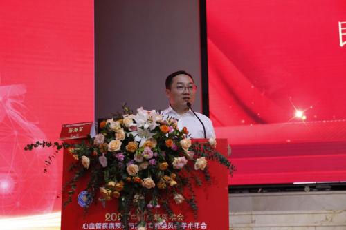 中国控制吸烟协会携杭州民生健康药业，发布2025控烟戒烟“金标准” 