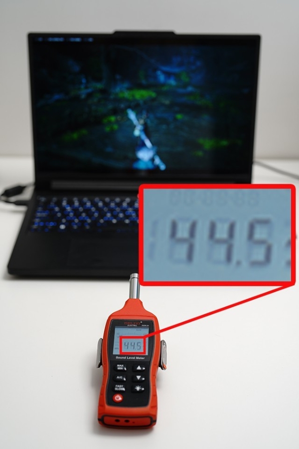 散热好、噪音低、性能强！AI高静游戏本联想拯救者Y9000P评测 