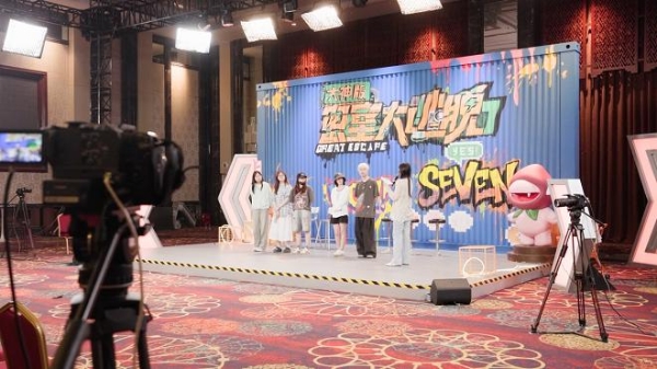 《密室大逃脱大神版 互动直播》幕后公开！佳能多机位系统打造沉浸式互动新体验 