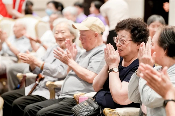 芳香疗愈助力脑健康，欧葆庭养老芳香疗愈发布会成功举办 