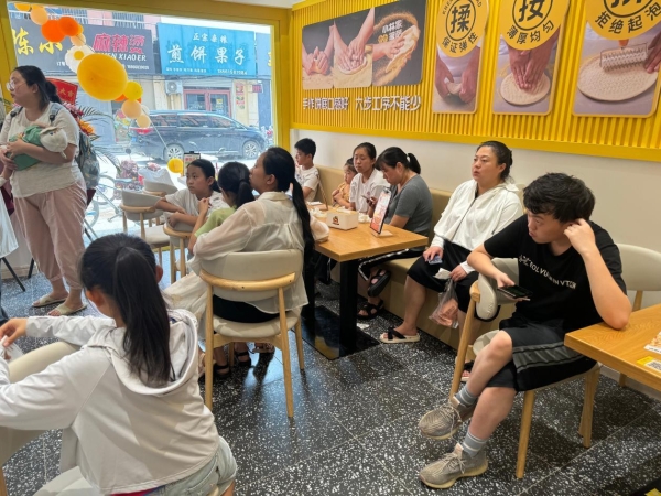 下沉市场“披萨热”来袭：小林家品牌3大核心优势助力创业者抢占新蓝海 